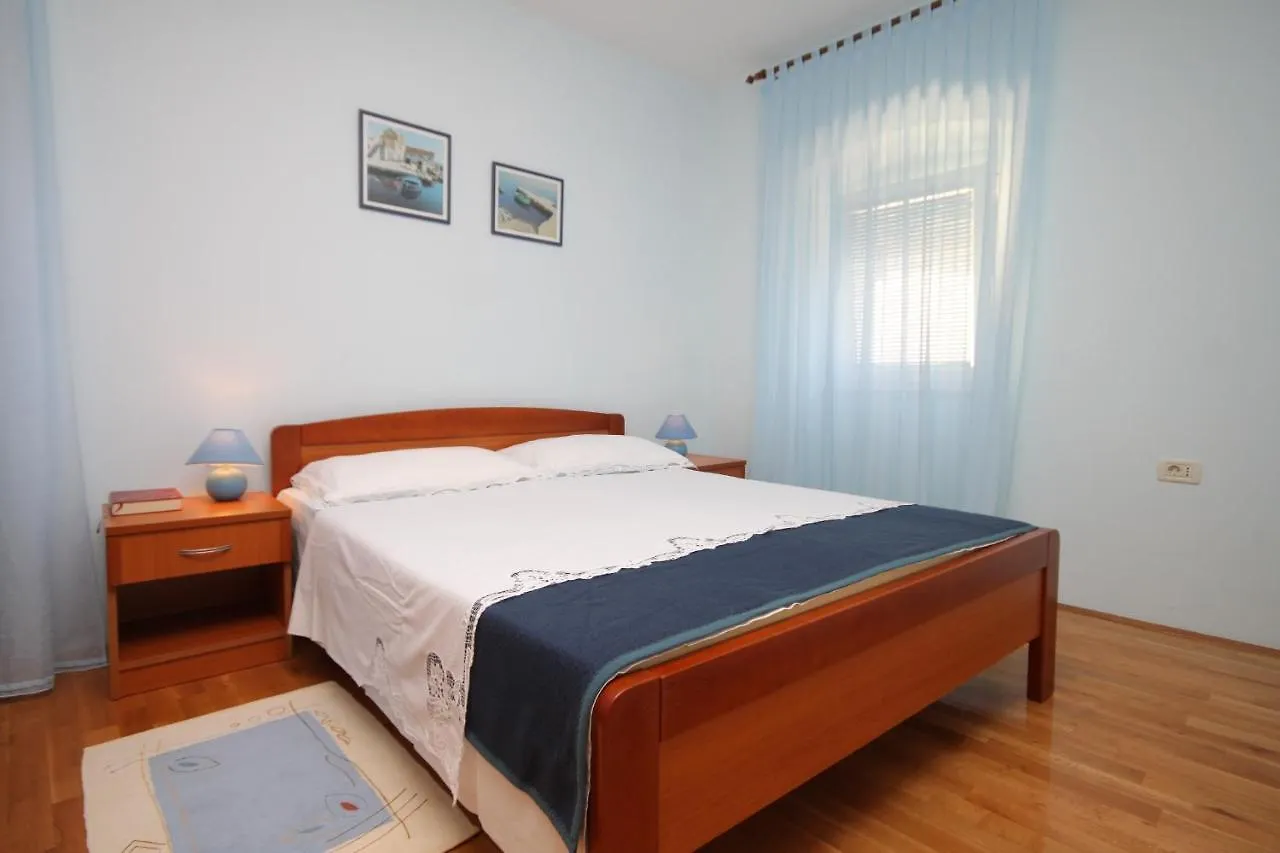 Apartments By The Sea مالي لوشينغْ