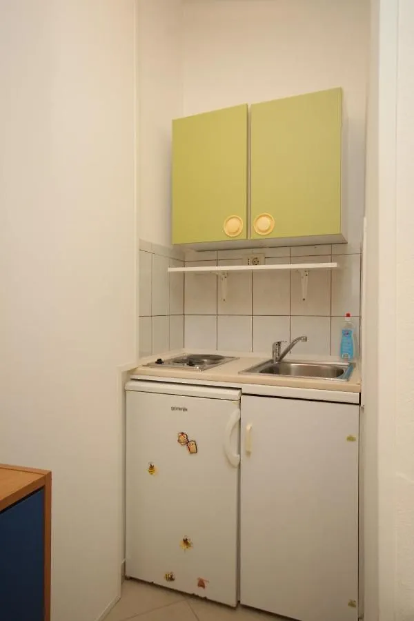 Apartments By The Sea Mali Lošinj